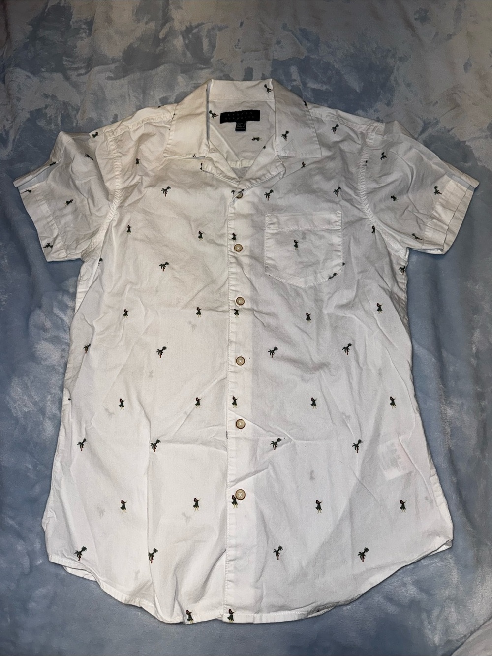 Men's White Short-Sleeve Button-Up Shirt with Palm Embroidery
